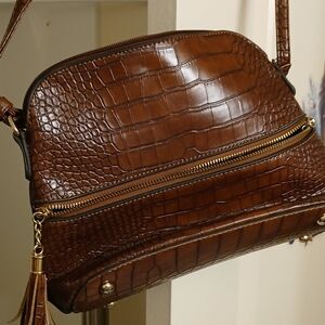 Brown Croc-Embossed Crossbody Bag with Tassel